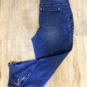 Belle by Kim Gravel Crop Jeans New-  L